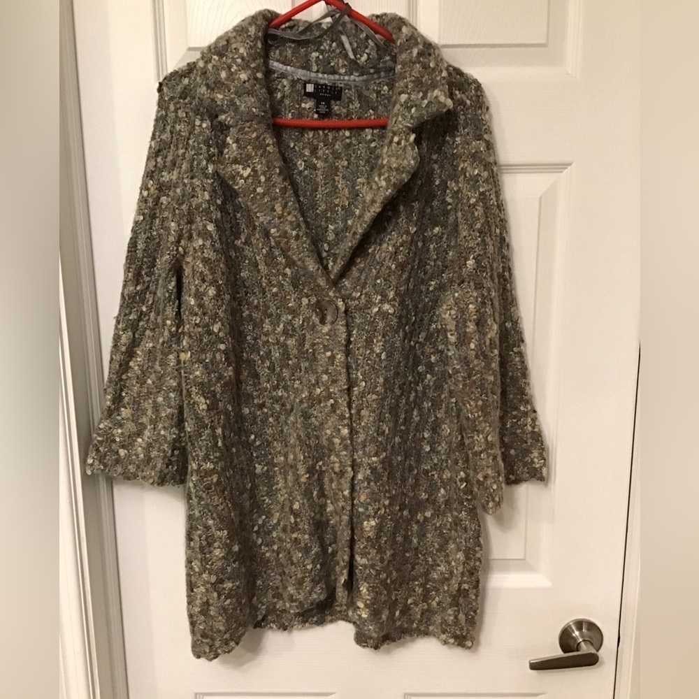 Plus Size Carole Little collared Cardigan